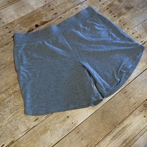 Terra & Sky Grey Sweat Shorts Pull-on EUC 0X 14W Pockets